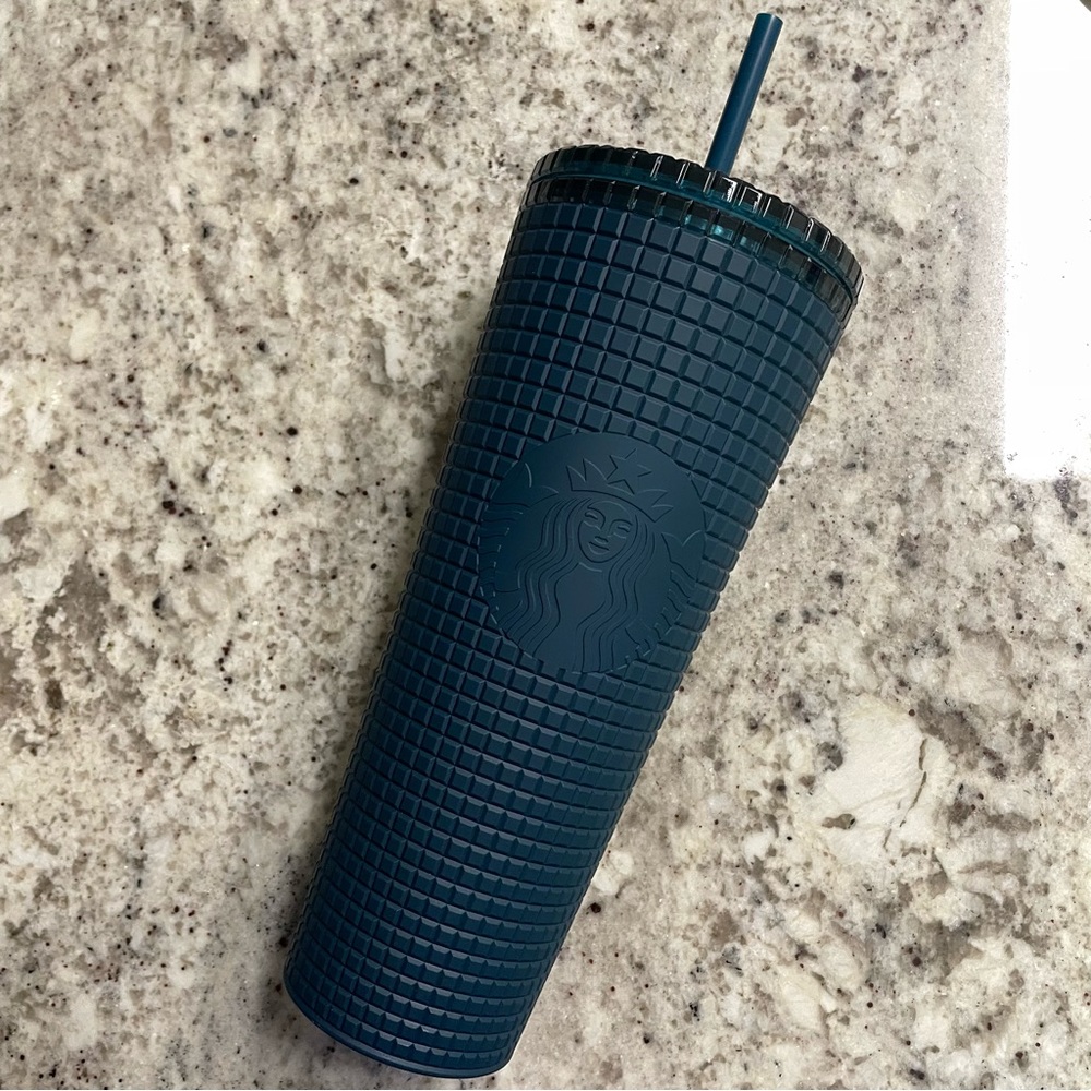 Venti Starbucks tumbler